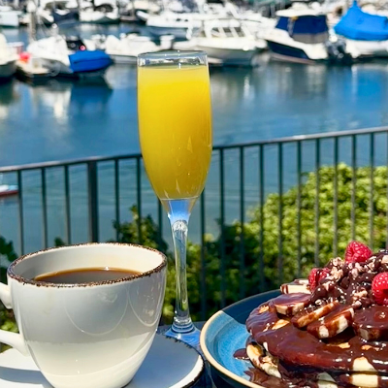 breakfast by the bay