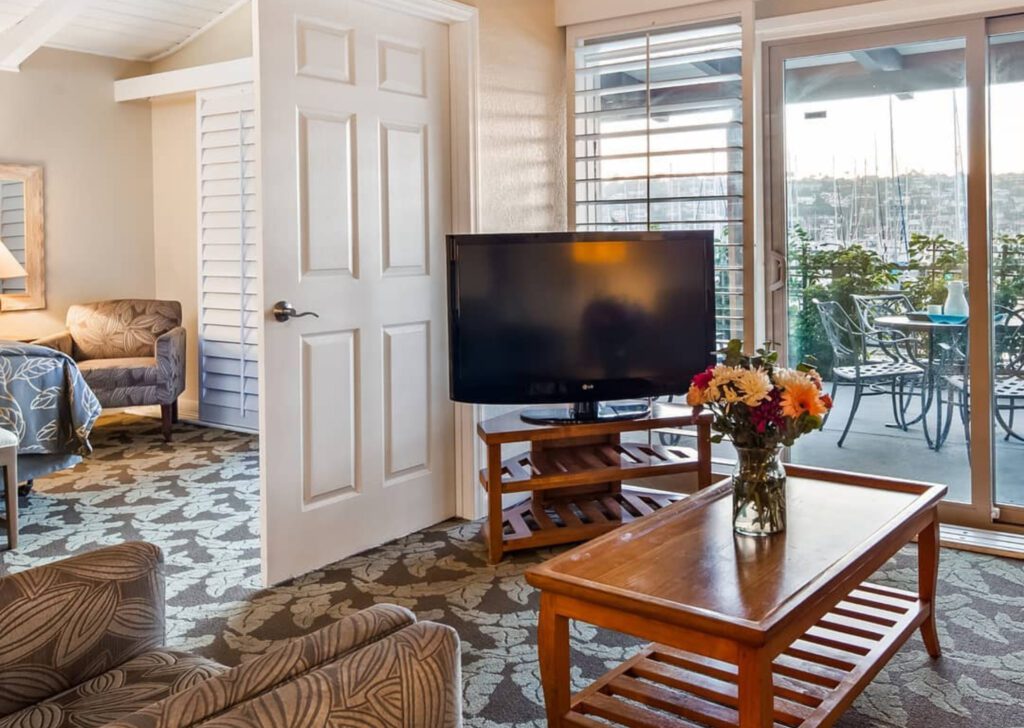 Island Palms Grande View Accessible Suite living room