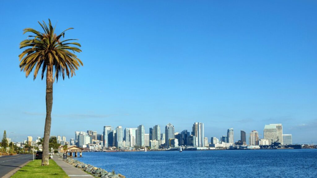 shelter island loop walking path